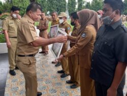 Bupati Andi Utta Serahkan Sertifikat Penghargaan kepada 14 Desa yang Mengikuti ADWI
