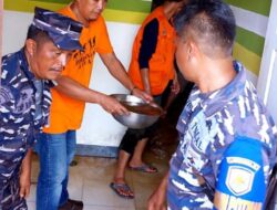 Pasca Banjir, Posmat TNI AL Lampia Bersama Pramuka Saka Bahari  Bantu Warga   Bumi Batara Guru Bersihkan Lumpur