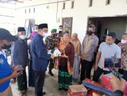 Gerak Cepat Bupati Barru Langsung  Mengunjungi Korban Kebakaran di KessiE Lalolang Tanete Rilau