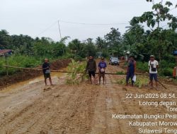 Warga Torete Geram, Tutup Jalan Holding Tambang: “Kami Tidak Akan Diam Sampai Hak Kami Dipenuhi”