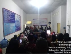 Pedagang Pasar Cekkeng Penuhi Kantor Dinas Perdagangan Bulukumba, Tolak Pemindahan ke Pasar Sentral